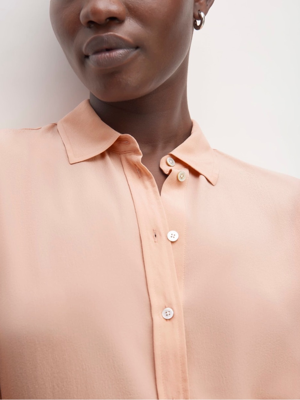 EVERLANE THE MUST-HAVE SHIRT IN WASHABLE SILK